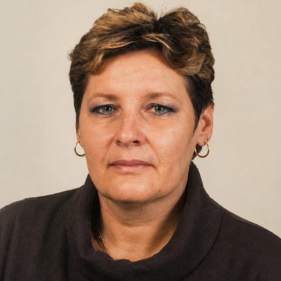 Alena Motúzová